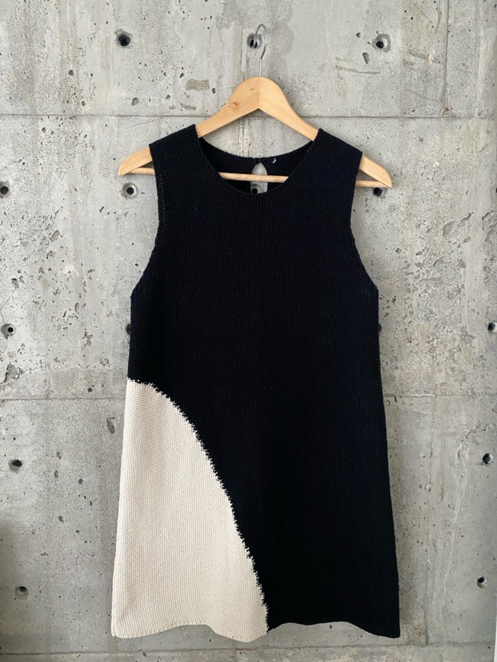 Zara Black & Cream Sleeveless Knit Midi Dress